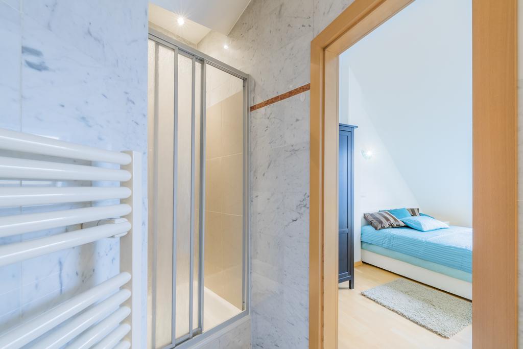 Maisonette Apartment Am Bahnhof - Adults Only Innsbruck Bagian luar foto
