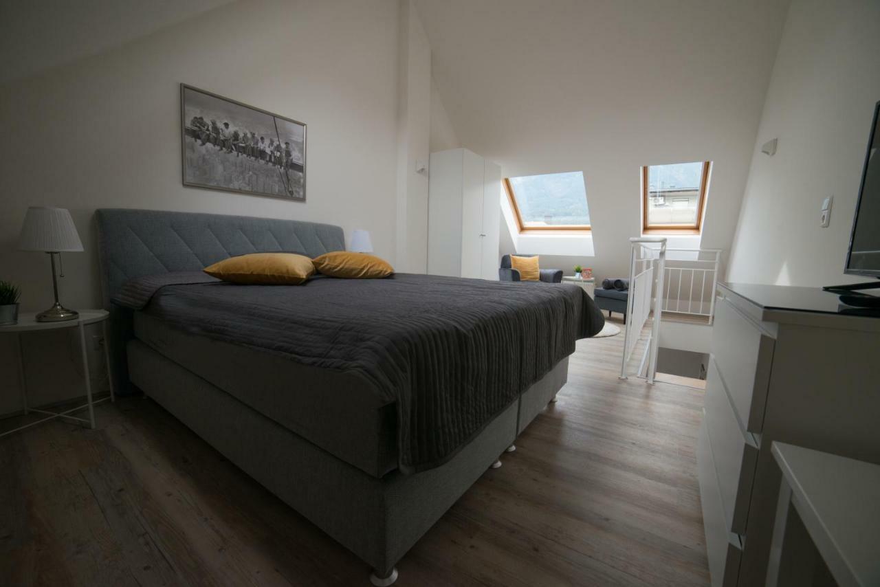 Maisonette Apartment Am Bahnhof - Adults Only Innsbruck Bagian luar foto