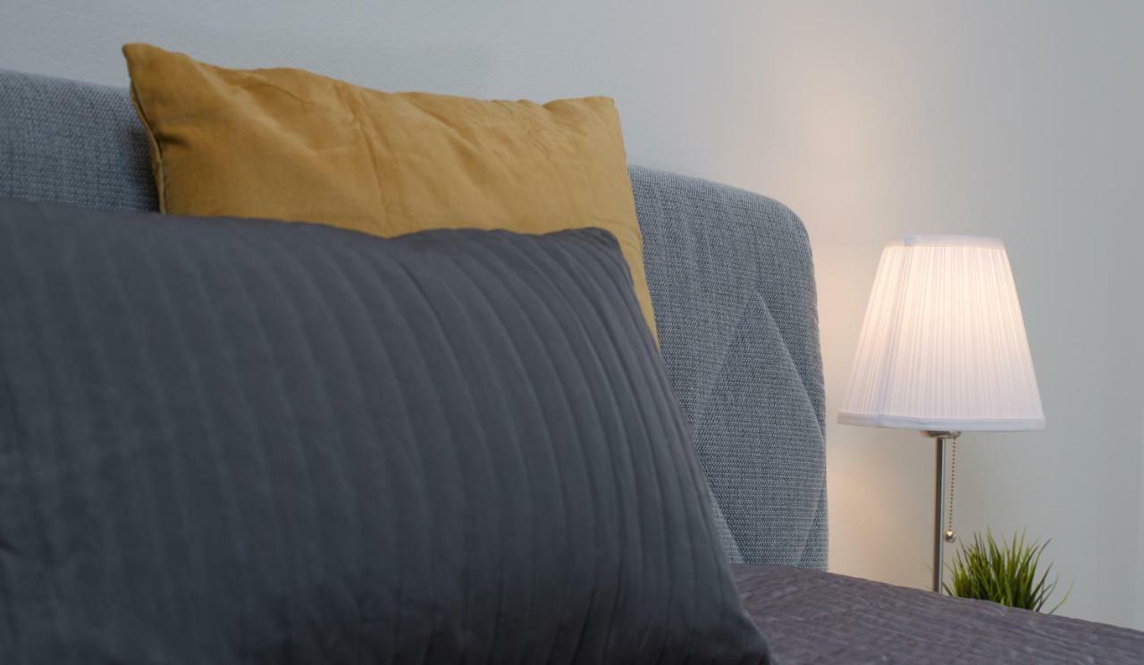 Maisonette Apartment Am Bahnhof - Adults Only Innsbruck Bagian luar foto