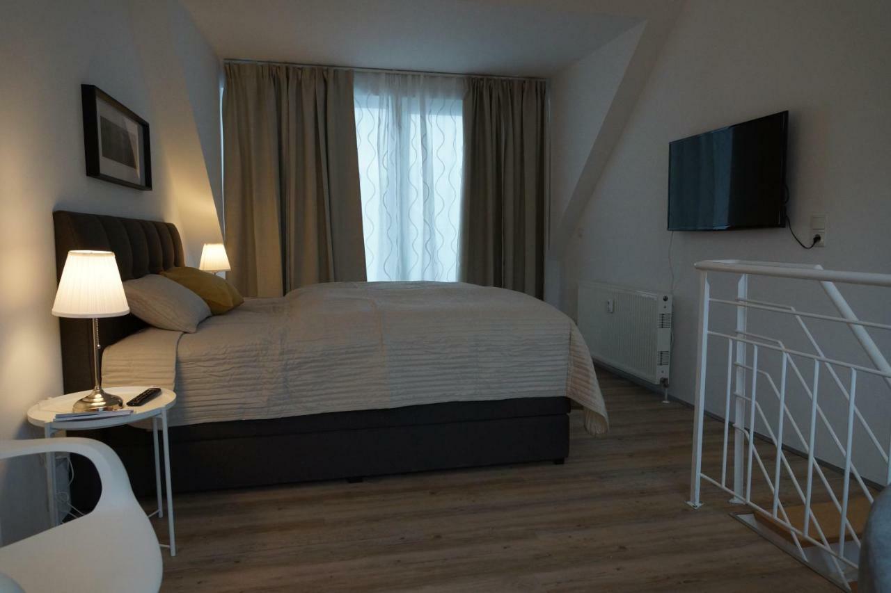 Maisonette Apartment Am Bahnhof - Adults Only Innsbruck Bagian luar foto