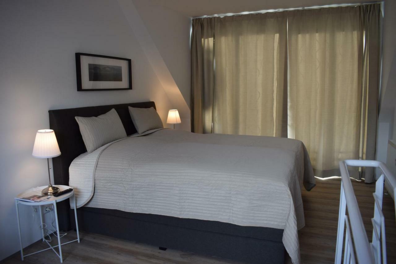 Maisonette Apartment Am Bahnhof - Adults Only Innsbruck Bagian luar foto