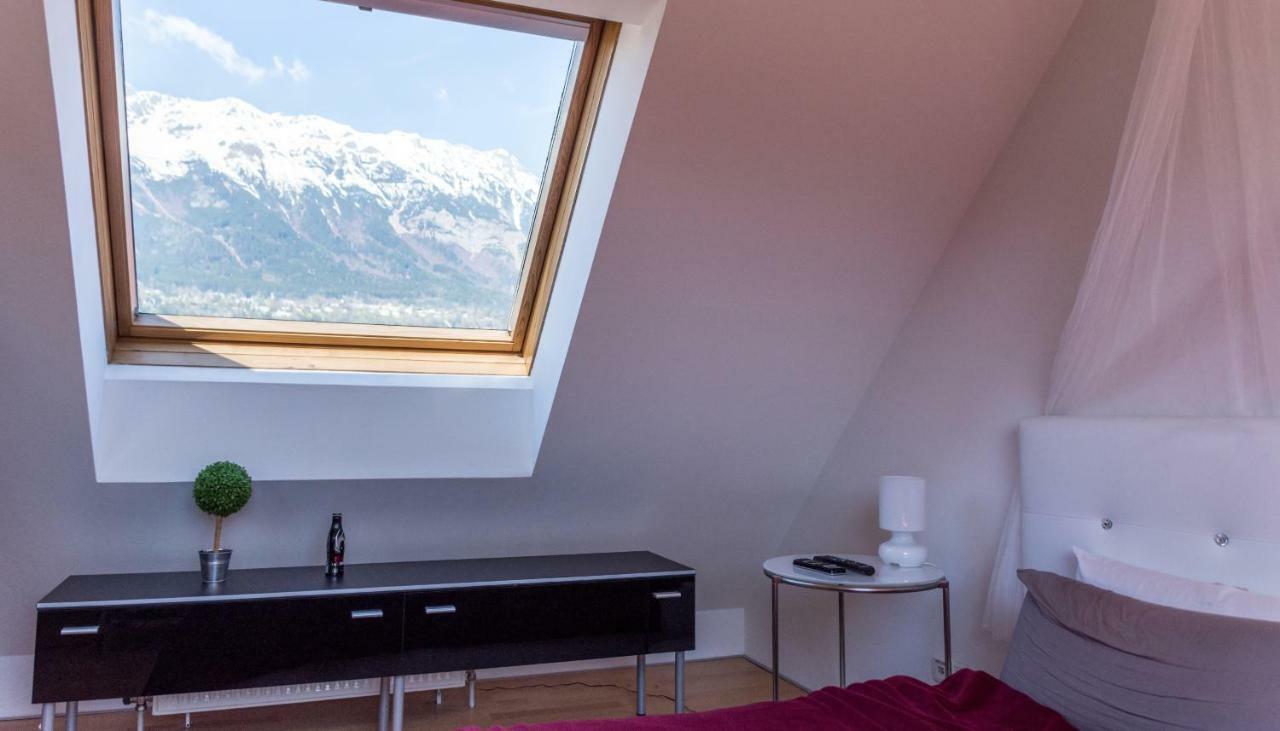 Maisonette Apartment Am Bahnhof - Adults Only Innsbruck Bagian luar foto